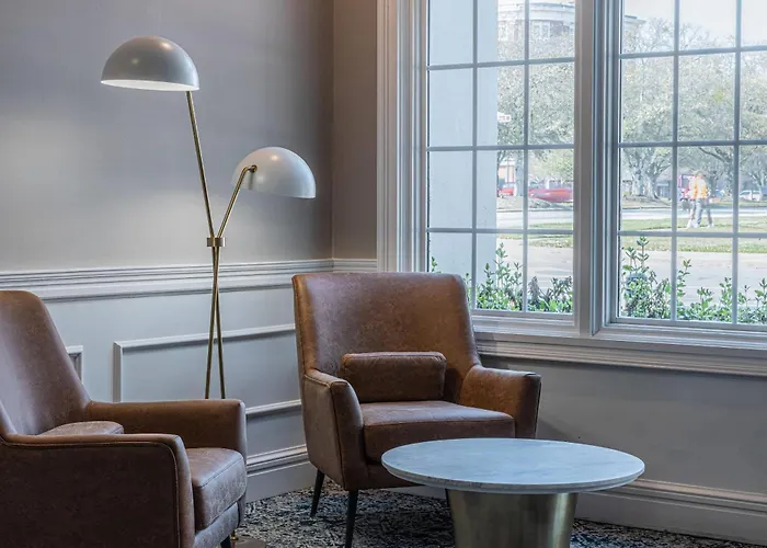 Inn On The Square, An Ascend Collection Hotel Greenwood