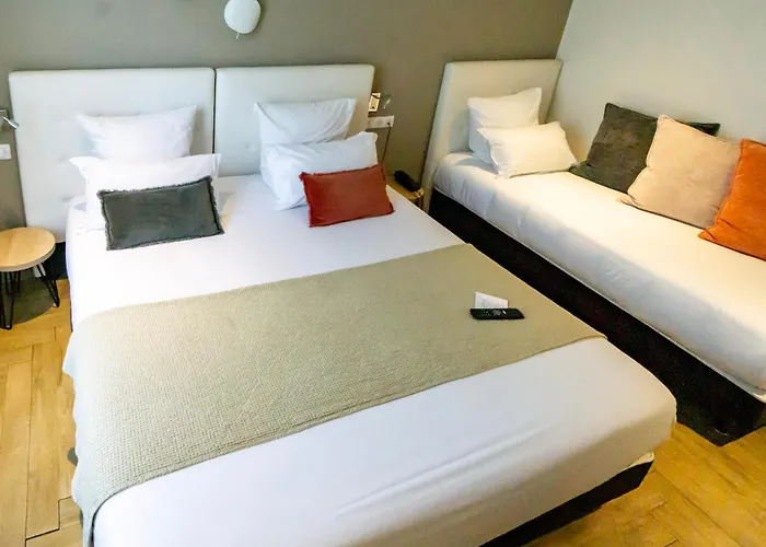 Courbevoie Hotels