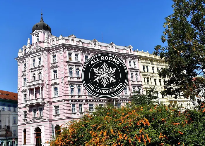 Hotel Opera