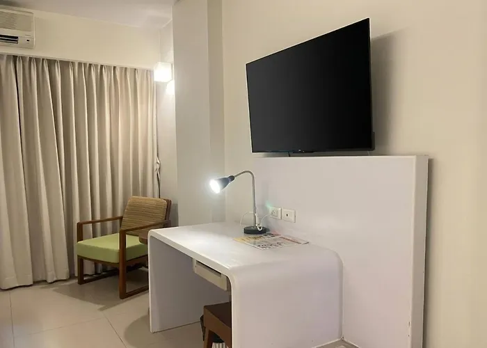 Sunshine Hotel & Residences