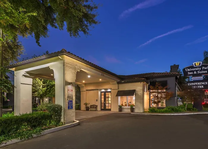 University Park Inn & Suites, An Ascend Collection Hotel Davis