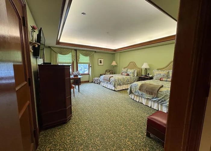 Pleasanton City Center Hotels