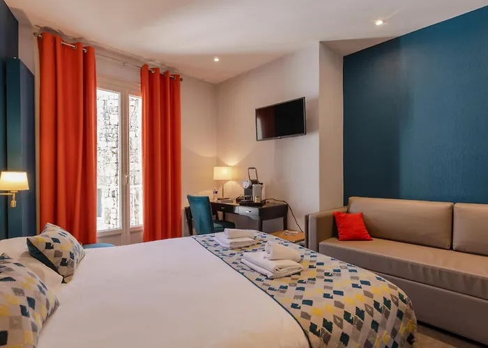 Melle (Deux-Sevres) Hotels