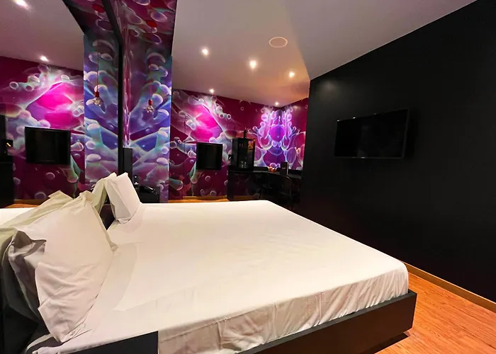 Tout Motel (Adults Only)