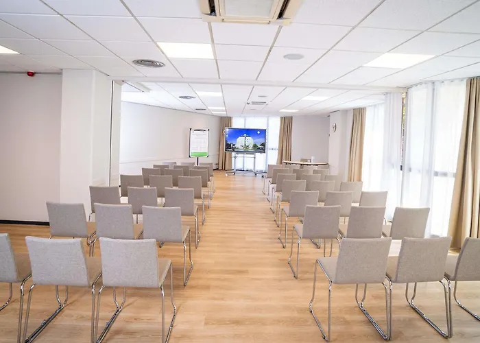 ibis Styles Tours Centre