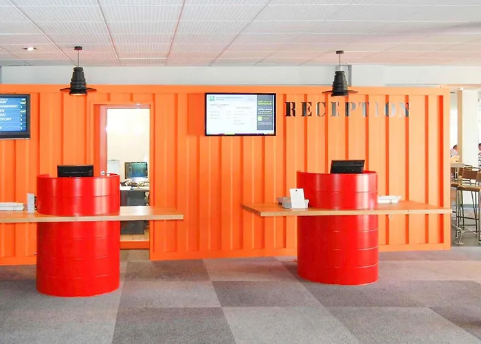 Hotel ibis Styles Marseille Aéroport à Vitrolles 