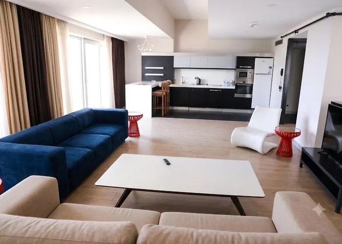 Vernazza Suites