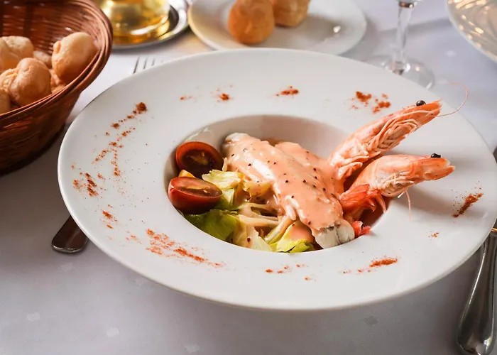 Logis Hotel & Restaurant Bergeret Sport Hendaye