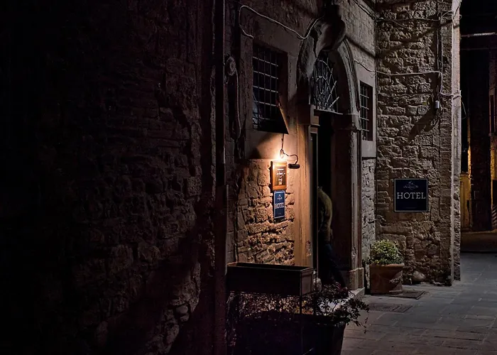 Todi Hotels