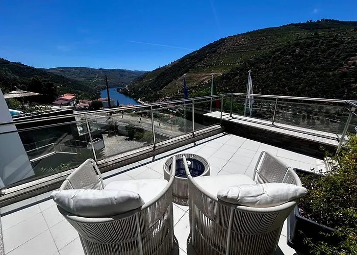Lbv House Hotel Pinhão