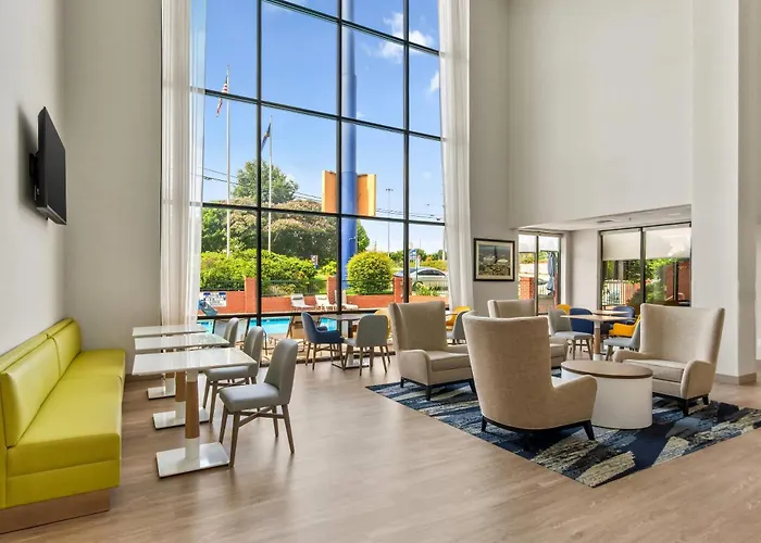 Douglasville Hotels for Romantic Getaway