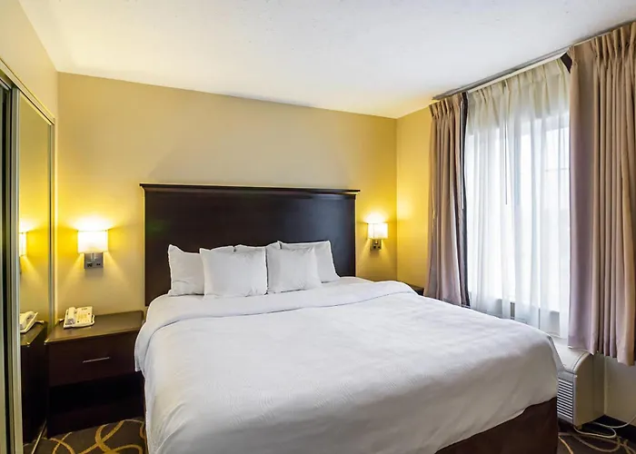 Mainstay Suites Fargo - I-94 Medical Center