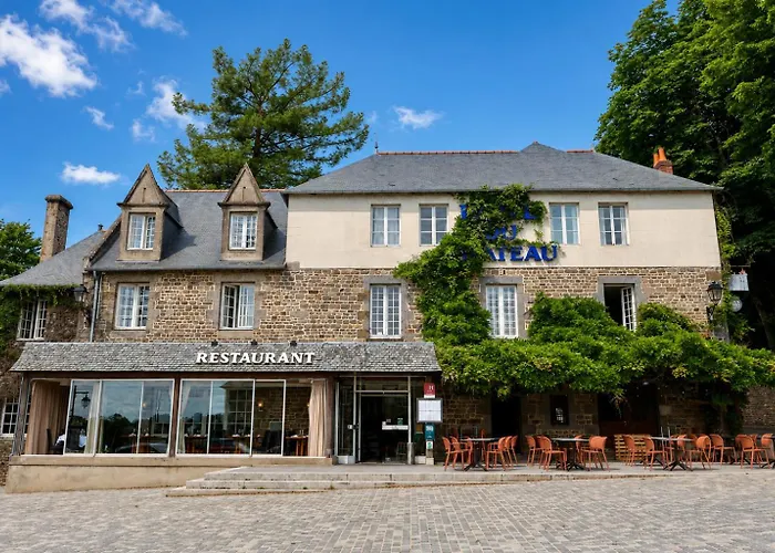 Hôtels à Combourg