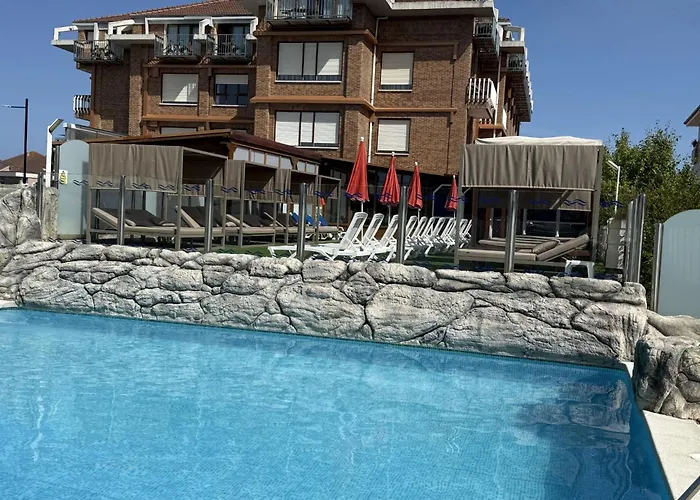 Hotel Gala Noja