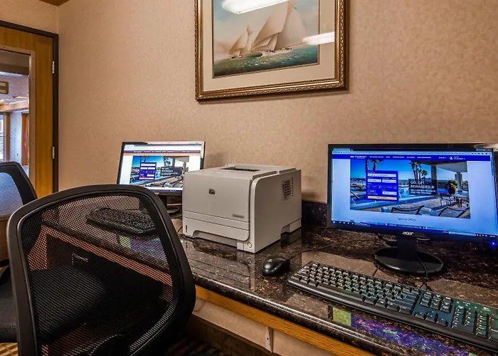 Best Western Plus Landmark Inn Lincoln City