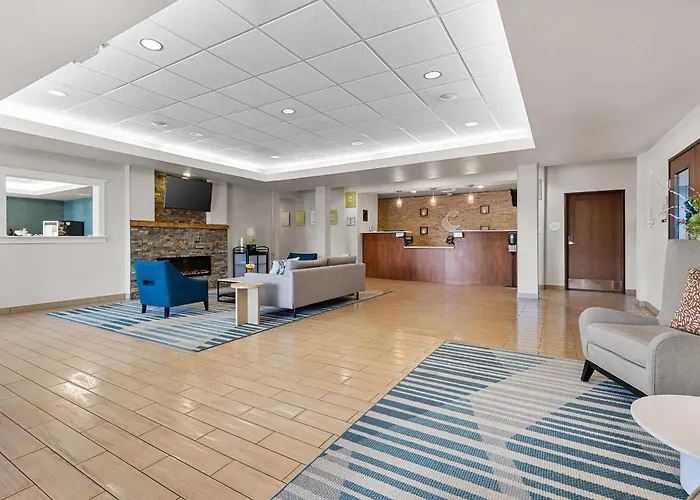 Comfort Inn & Suites Marion I-57