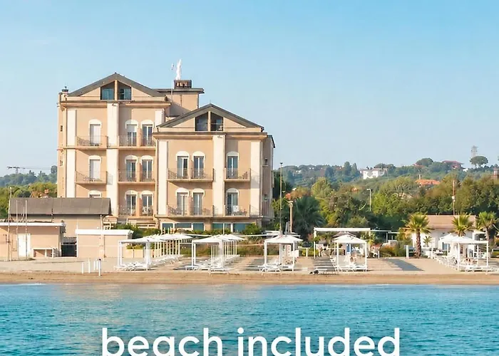 Hotel Liberty Beach - Parking&Beach included Riccione
