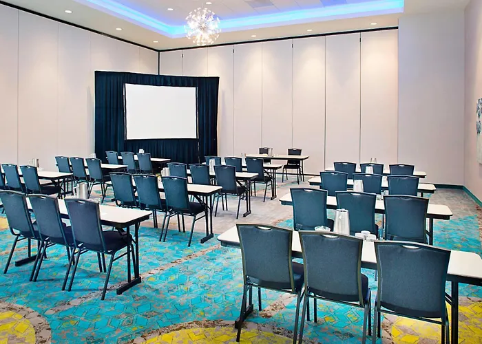 Carrollton Hotels