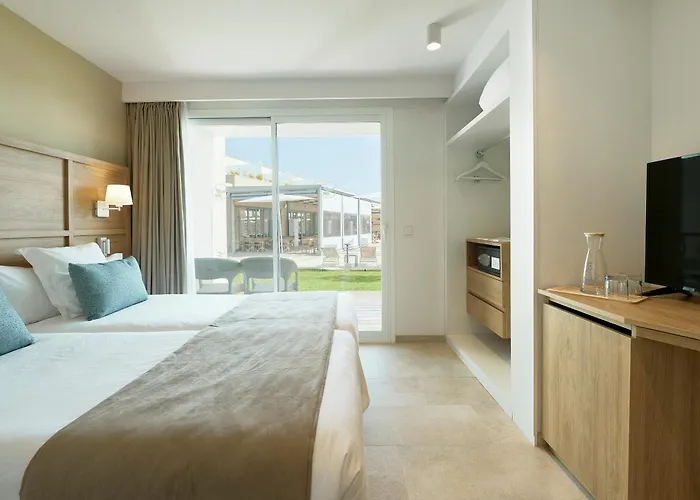 Hotels in Cales de Mallorca