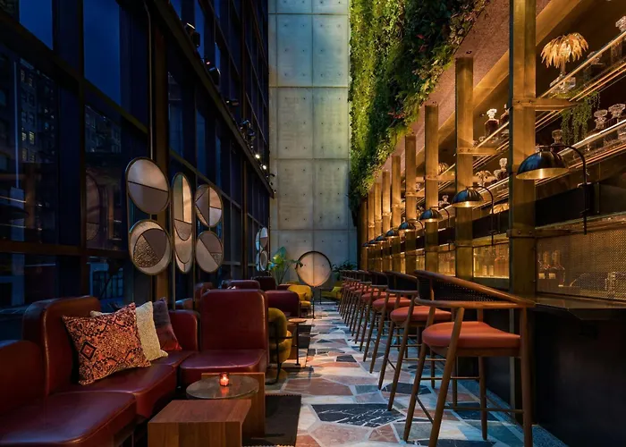 Moxy Nyc Chelsea Hotel New York