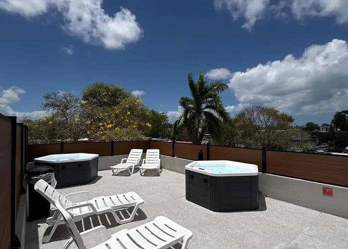 Aura House Isla Verde