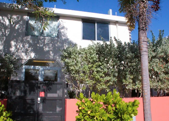 Aura House Isla Verde San Juan