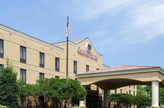 Comfort Suites