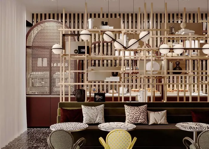 Hotel TRIBE Strasbourg Centre Gare