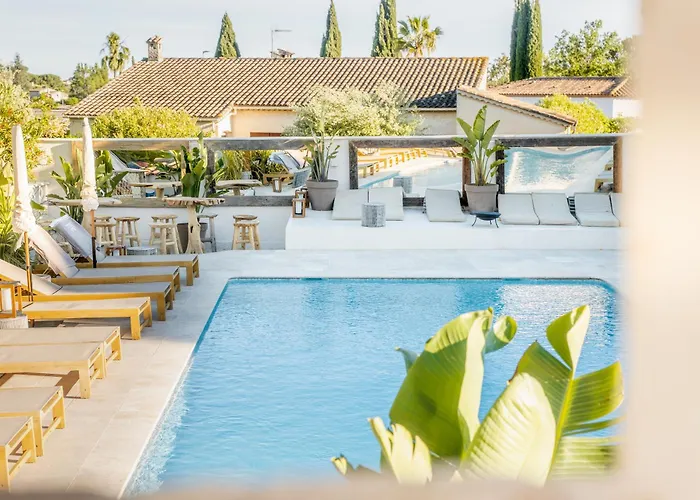 Biot Aparthotels