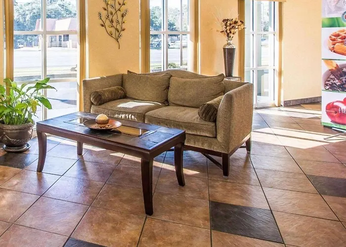 Quality Inn & Suites Near Panama City Beach