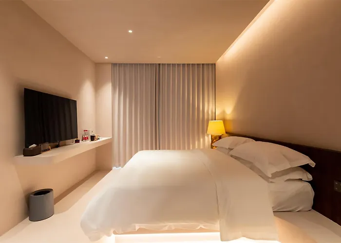 Shanheli Chaji Natural Wind Hotel Chenghai Branch