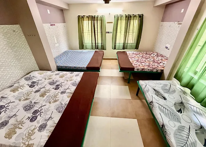Aravind Guest House