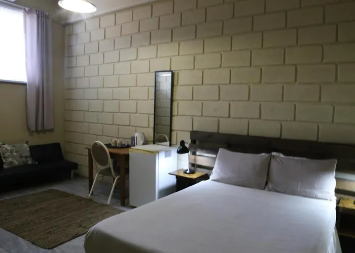 Klawer Hotels