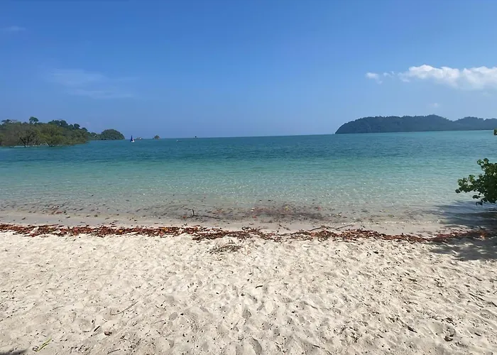 Hôtels à Koh Phayam