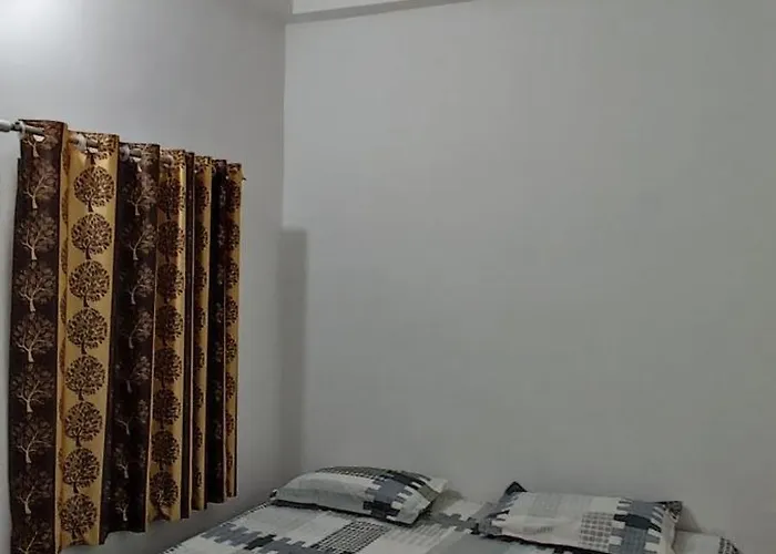 बृजराज गेस्ट हाउस & Rooms