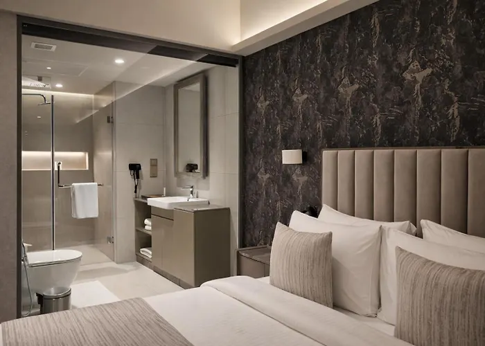 Colombo International Airport Hotel