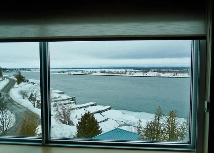 Manitoulin Hotel & Conference Centre