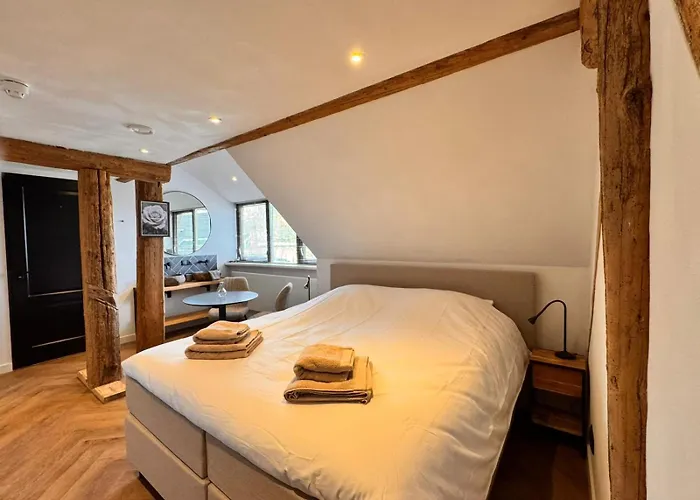 Hotels in Eext