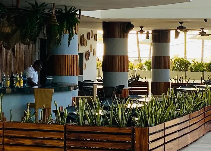 Suite De Lujo Con Vista En Hotel, Salida A Playa Y Amenities Premium