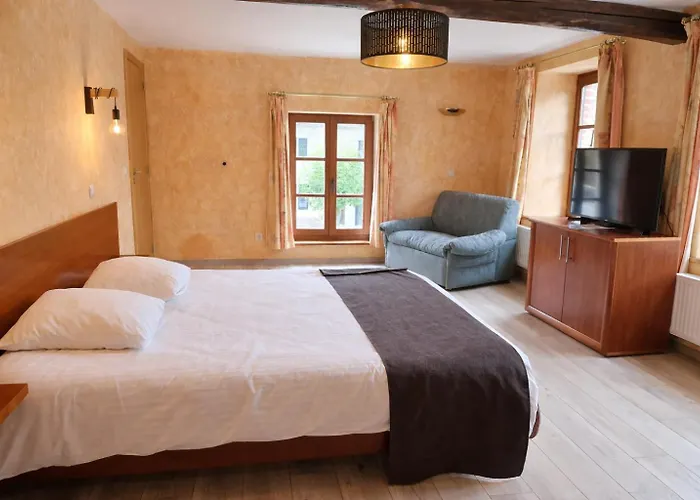 Hotels in Ferrières