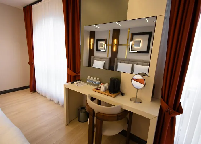 Nearest Airport Hotel