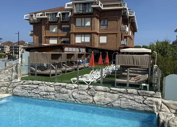 Hotel Gala Noja
