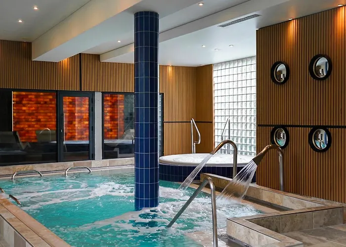Orvault Hotels