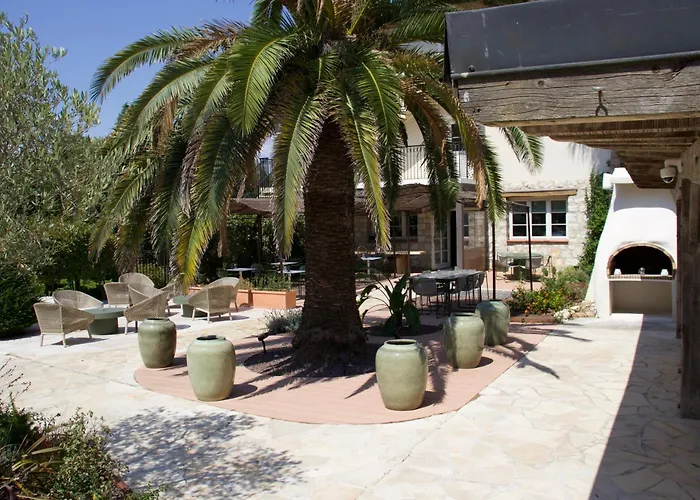 Eze Hotels