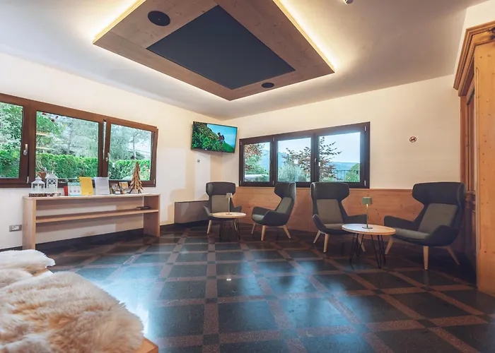 Aparthotel Des Alpes Cavalese