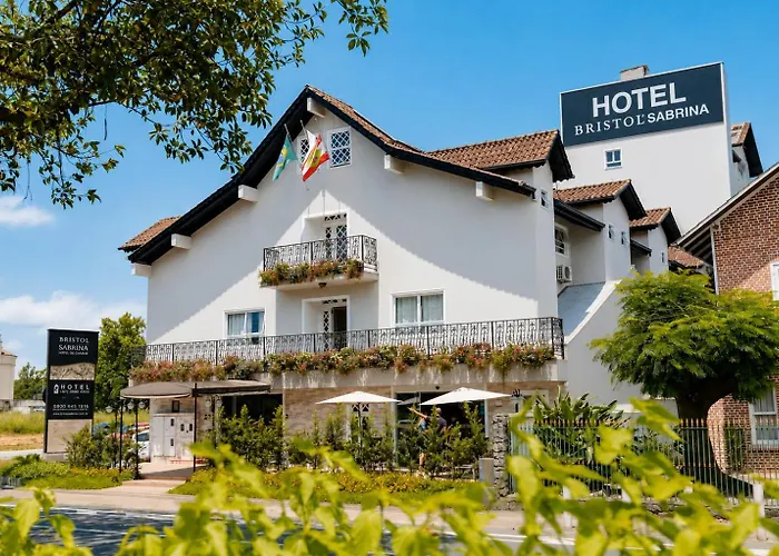 Bristol Sabrina Hotel De Charme Joinville
