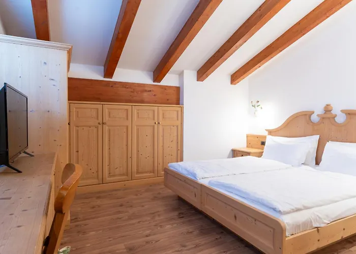 Hotel Castel Pietra