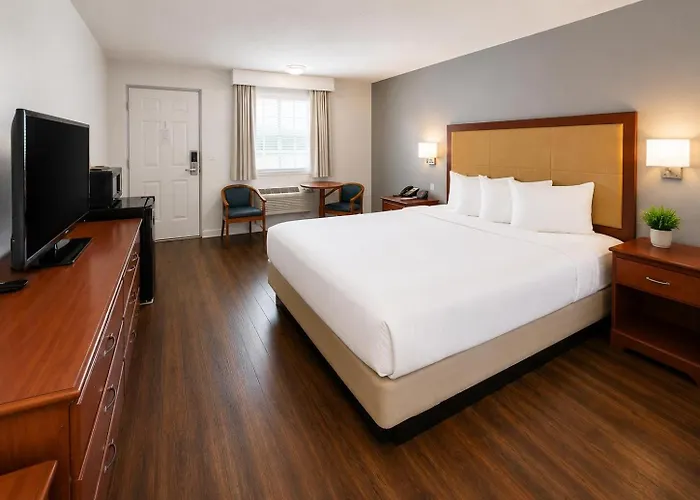 Evergreen Inn