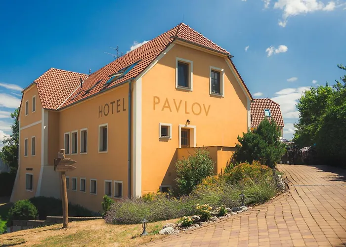 Hotels in Pavlov