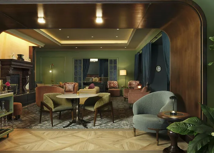 The Louie, A Davenport Hotel, Autograph Collection Spokane